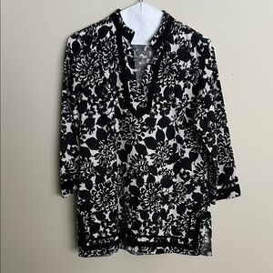 Brooks Brothers Black and White Floral Tunic - Size S